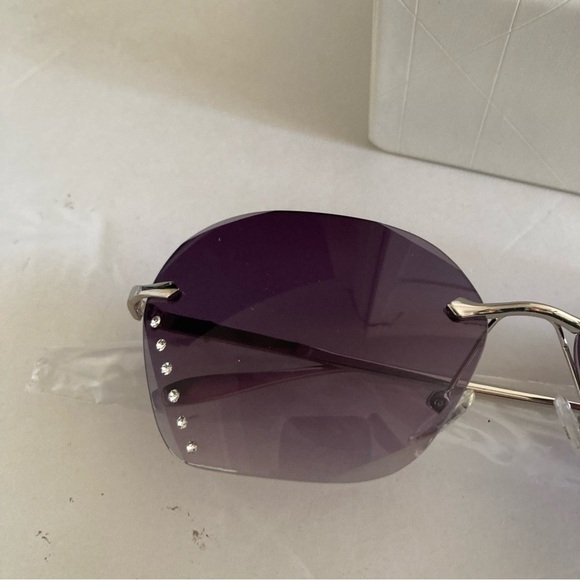 New Diamond Shape Y2K Sunglasses Gems Purple Glass Silver Frame - Picture 4 of 5